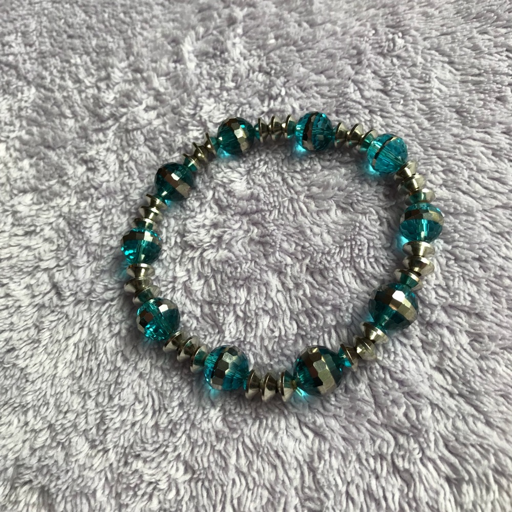 Sparkling Stretchy Turquoise & Silver Bracelet